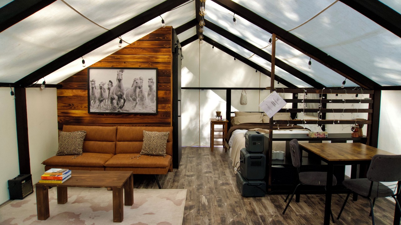 Photo of Bedroom in Mayne Island