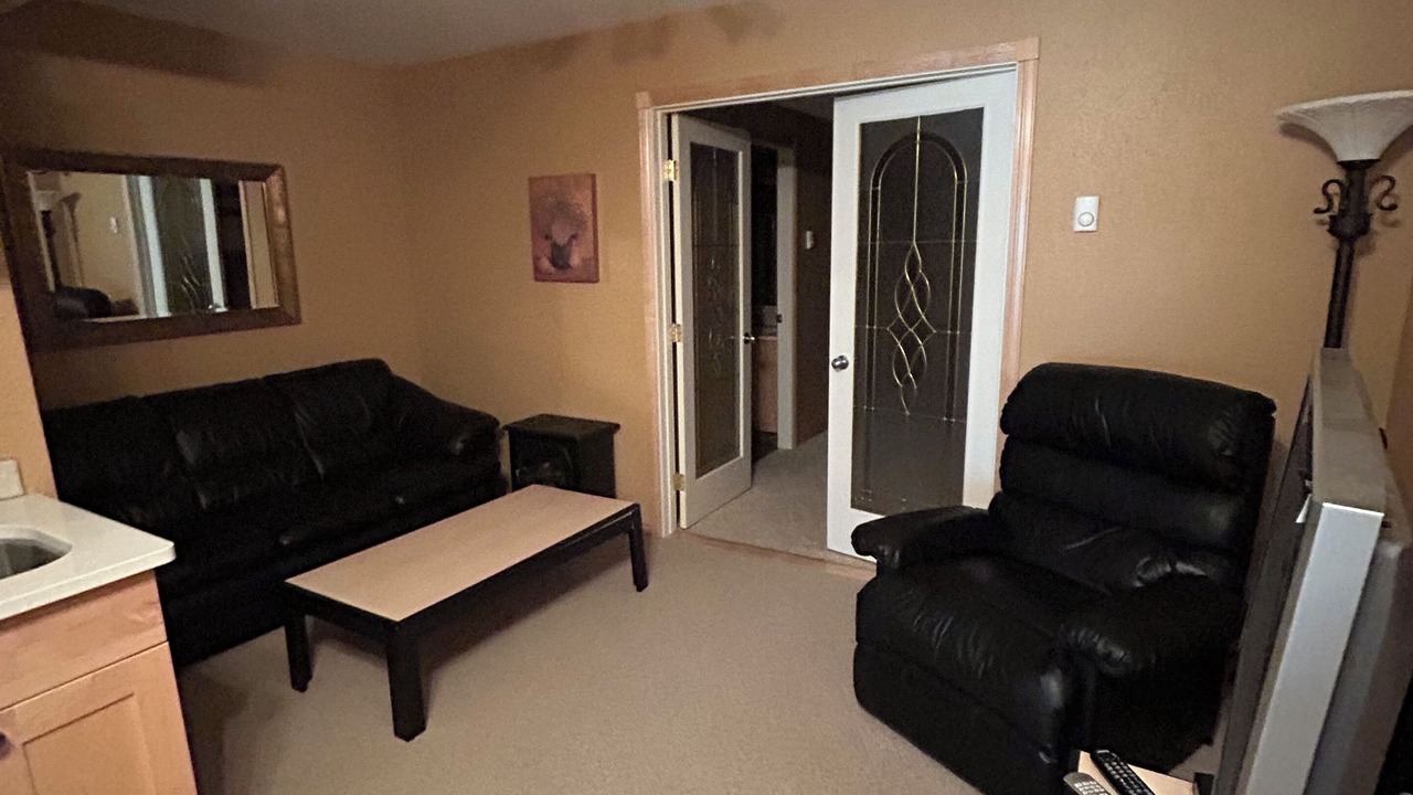 Photo of Livingroom in East Kootenay