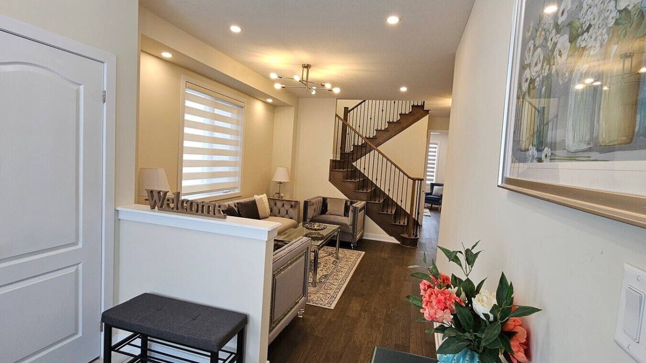 Photo of Livingroom in Welland