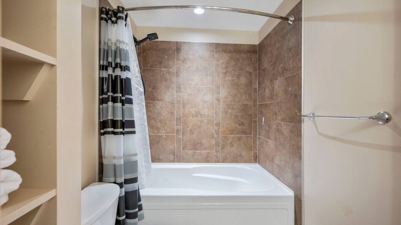 Photo of Bathroom in Victoria Park