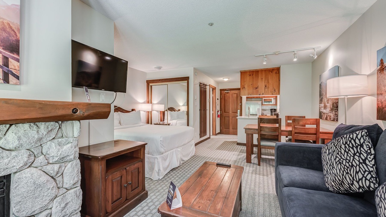 Photo of Livingroom in Upper Village