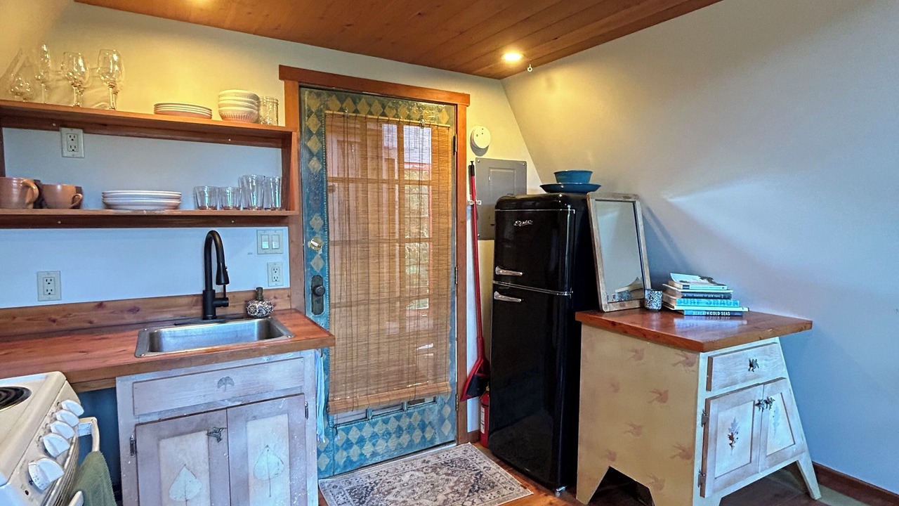 Photo of Kitchen in Salt Spring Island