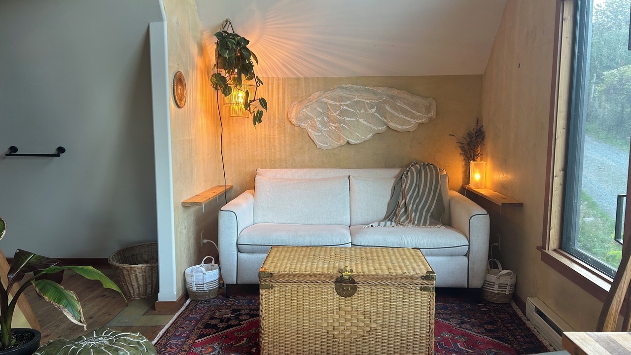 Photo of Livingroom in Salt Spring Island