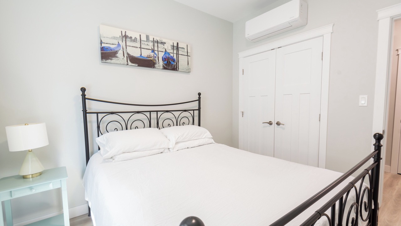 Photo of Bedroom in Duncan
