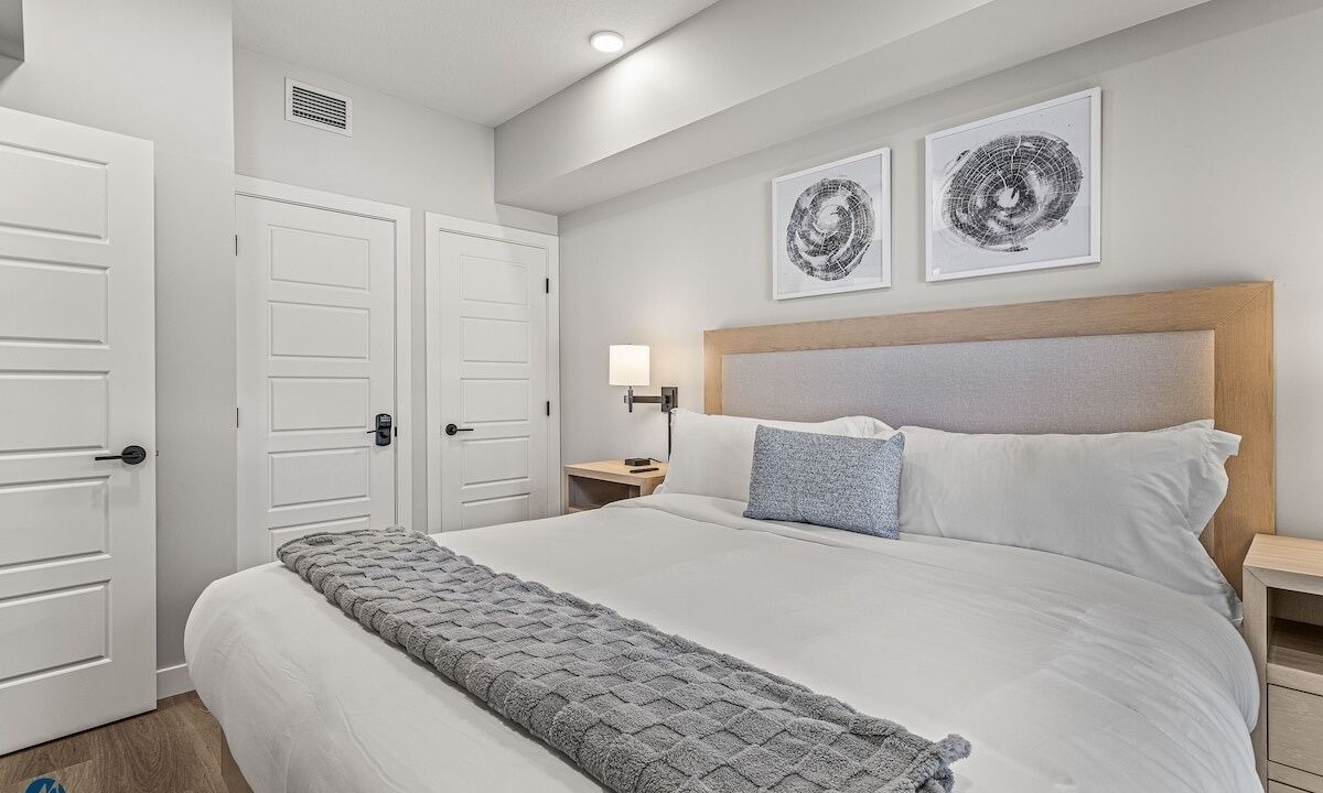 Photo of Bedroom in Dead Man's Flats
