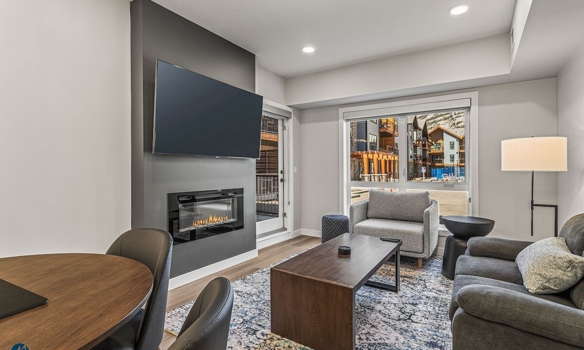 Photo of Livingroom in Dead Man's Flats