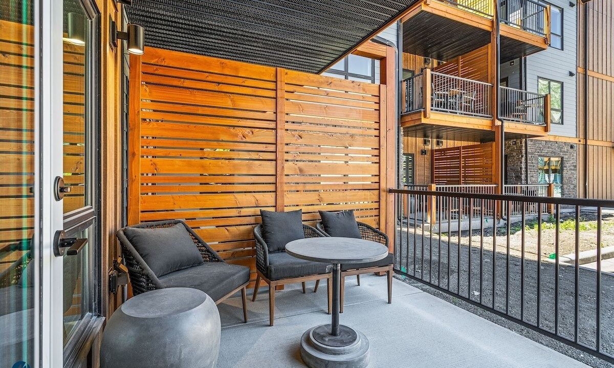 Photo of Patio Balcony in Dead Man's Flats