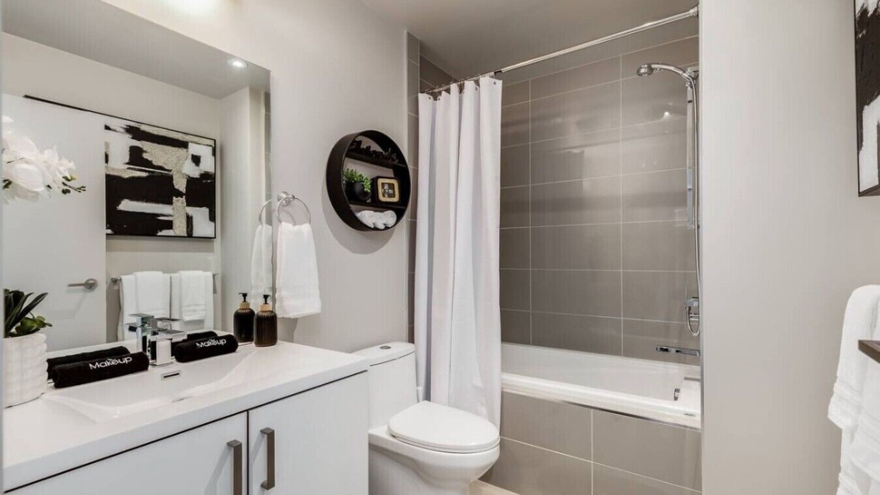 Photo of Bathroom in Connaught