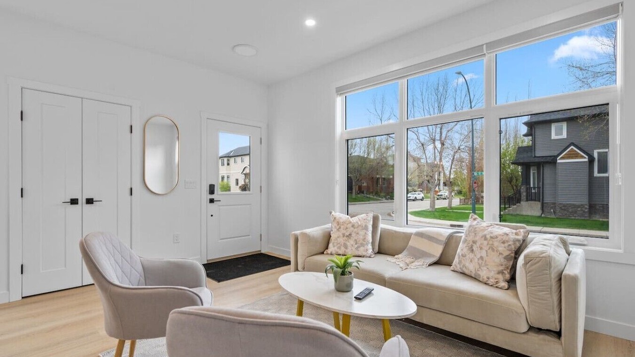 Photo of Livingroom in Southwest Calgary
