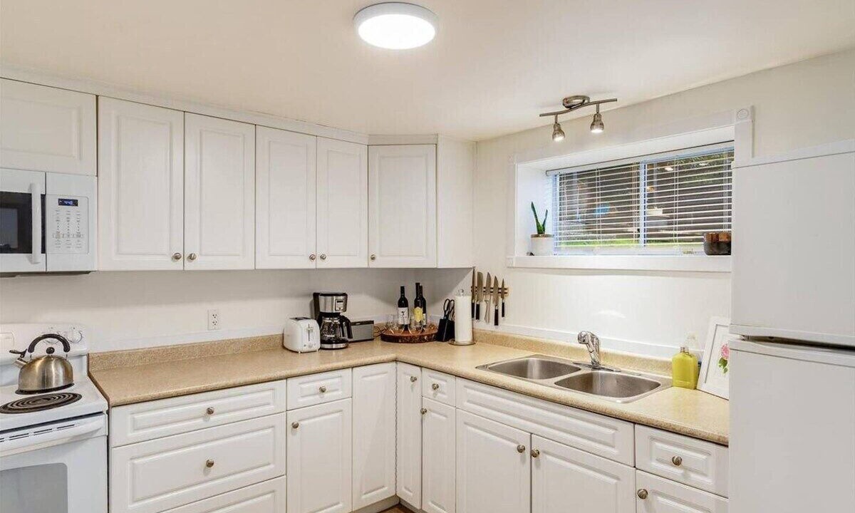 Photo of Kitchen in Youbou