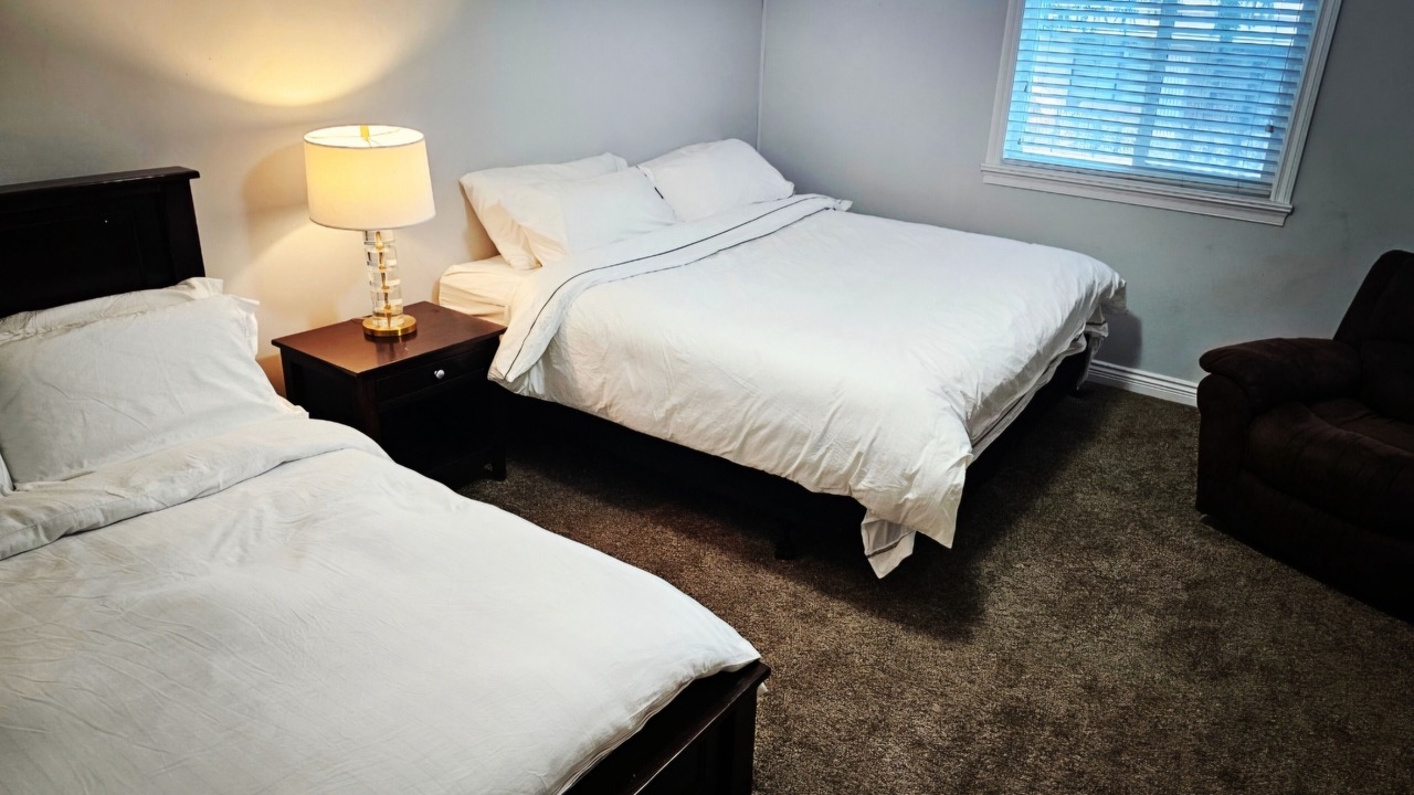 Photo of Bedroom in Surrey Newton