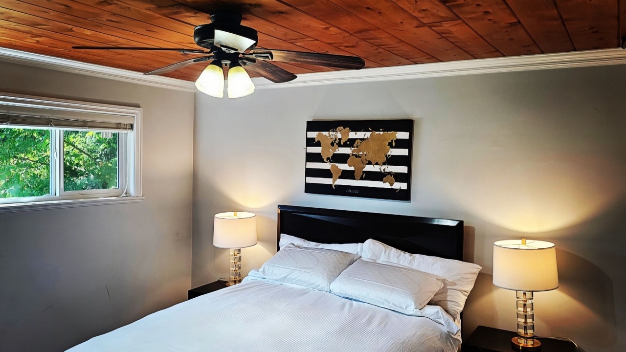 Photo of Bedroom in Surrey Newton