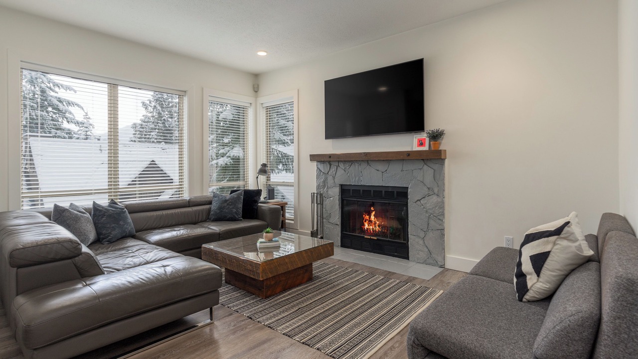 Photo of Livingroom in Upper Village