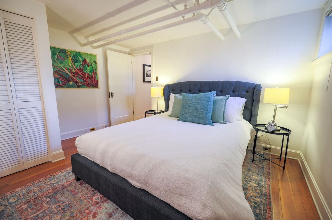 Photo of Bedroom in Mount Royal