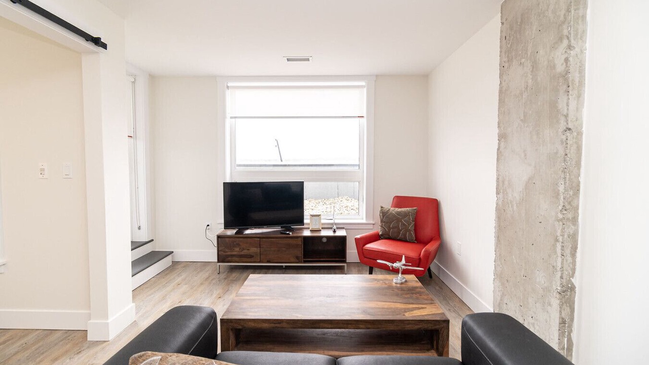 Photo of Livingroom in North End
