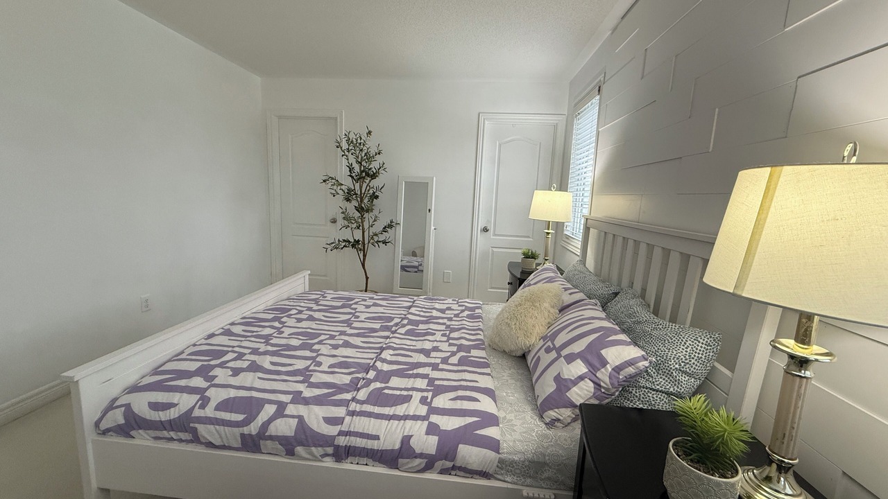 Photo of Bedroom in Durham Region