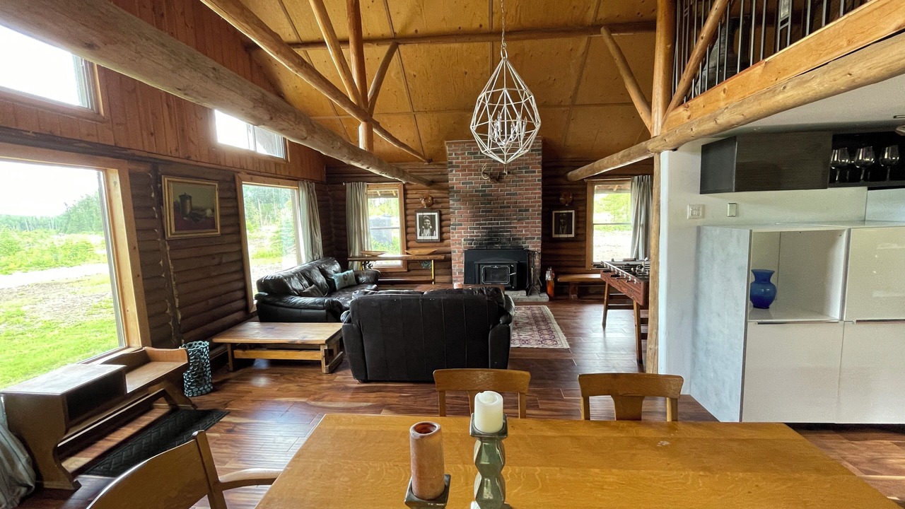 Photo of Livingroom in Fort Assiniboine