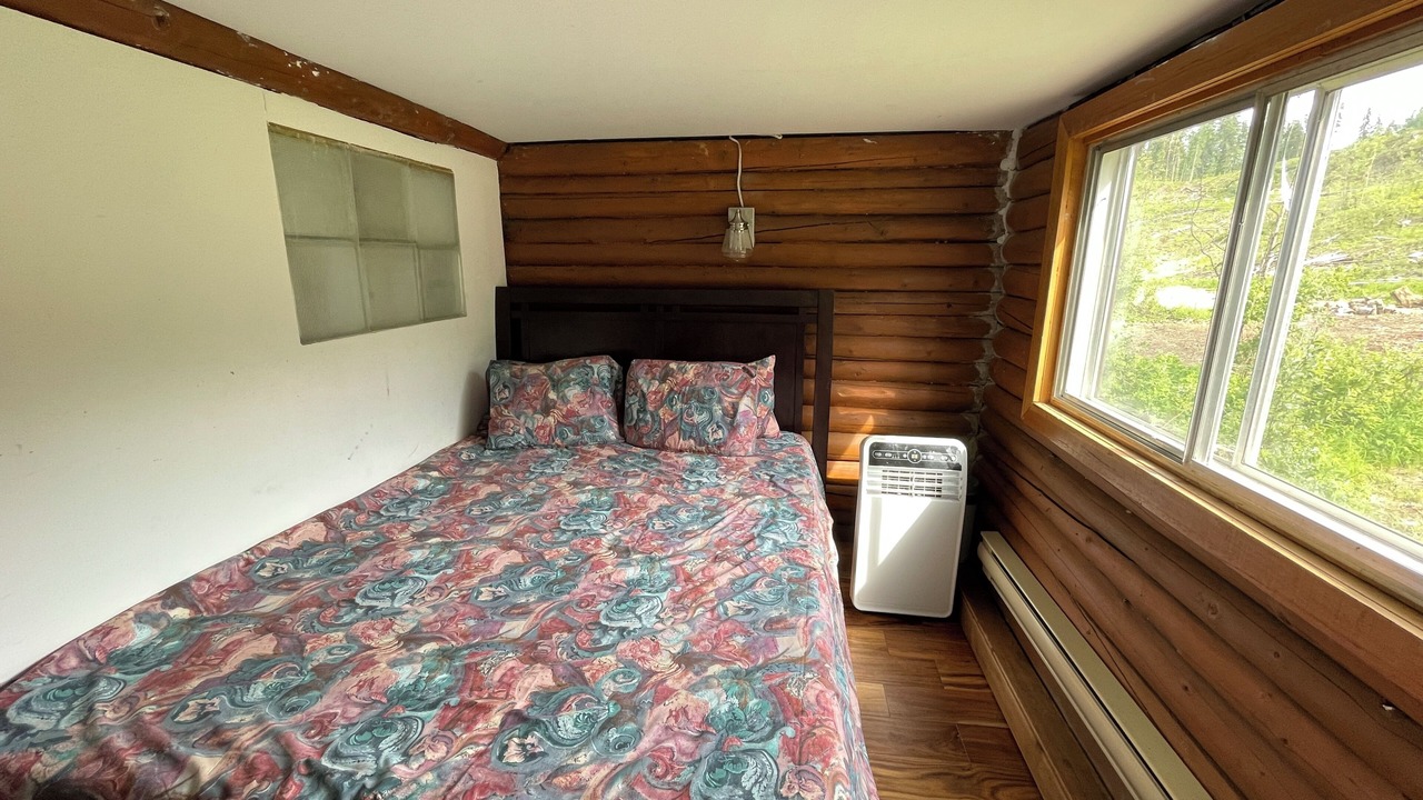 Photo of Bedroom in Fort Assiniboine