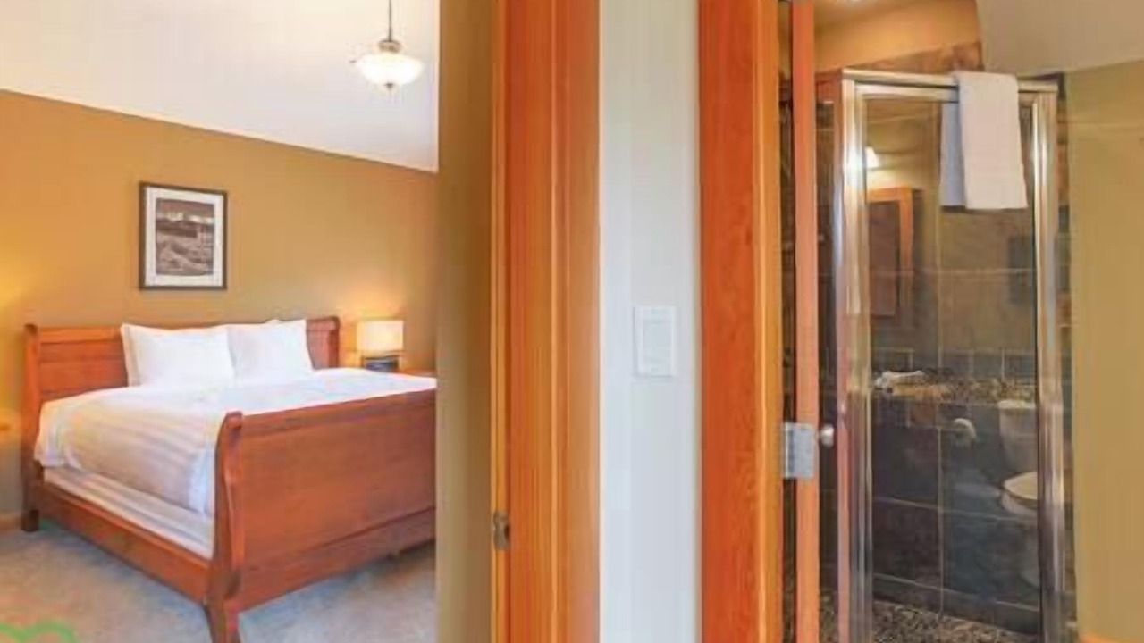 Photo of Bedroom in East Kootenay
