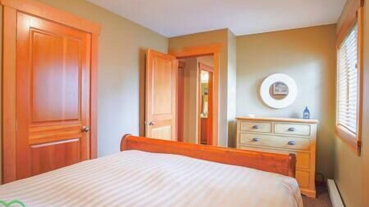 Photo of Bedroom in East Kootenay
