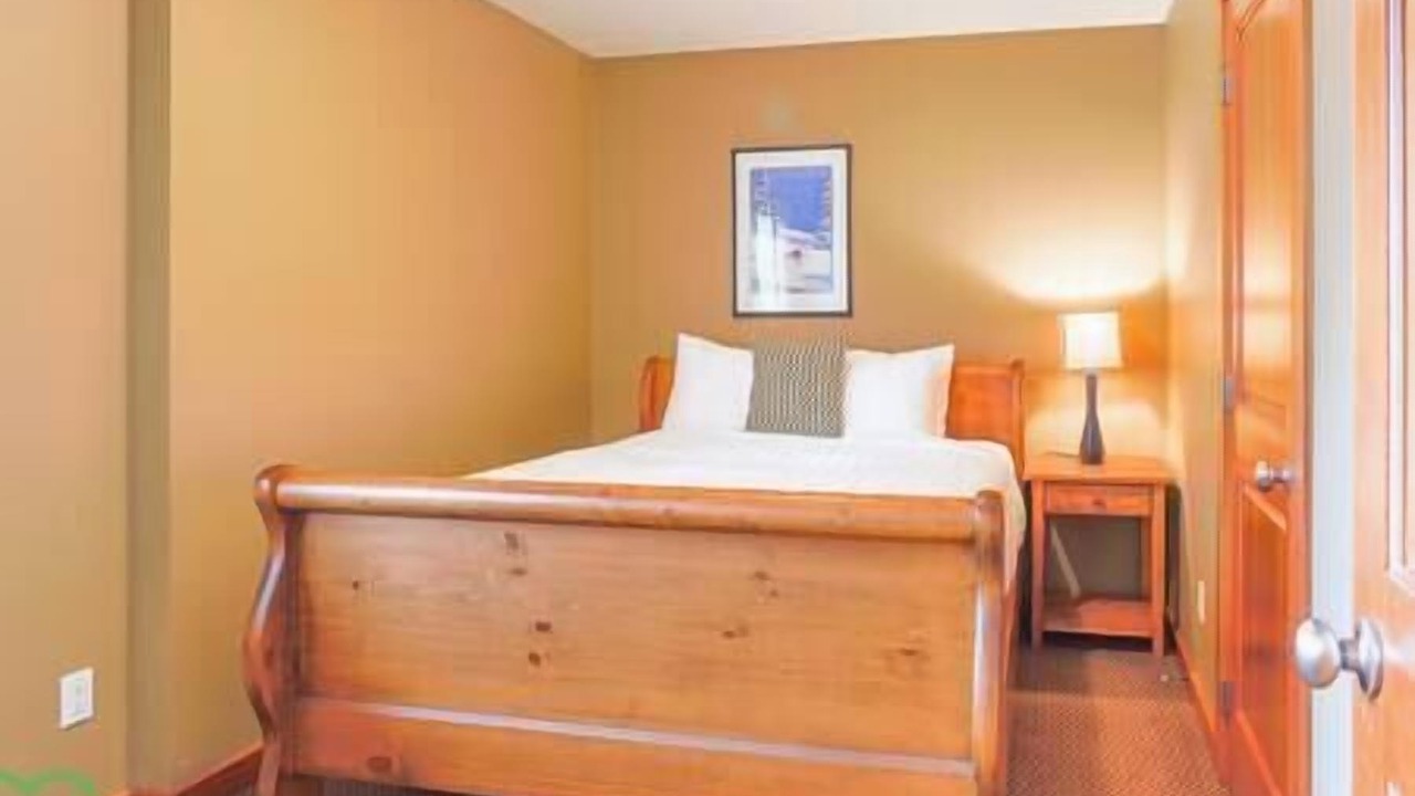 Photo of Bedroom in East Kootenay