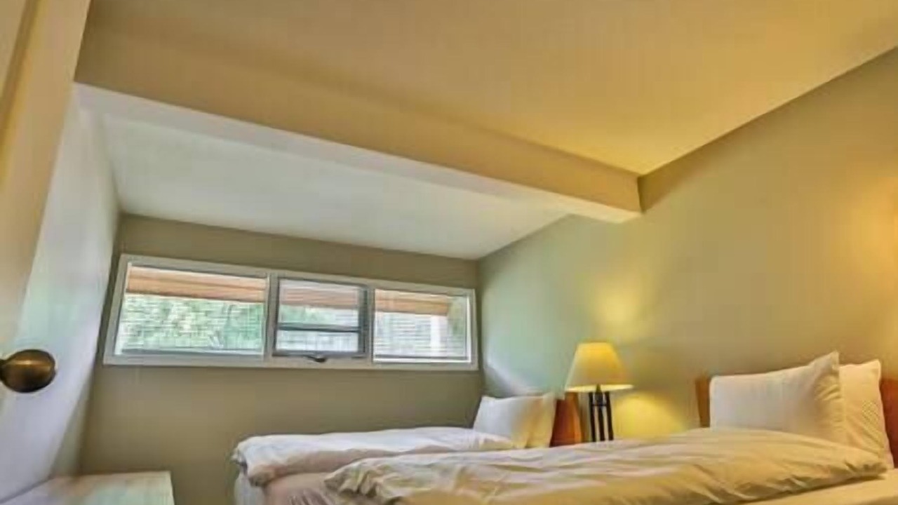 Photo of Bedroom in Panorama