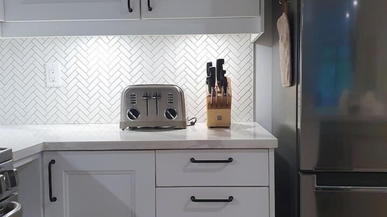 Photo of Kitchen in Whistler Creekside
