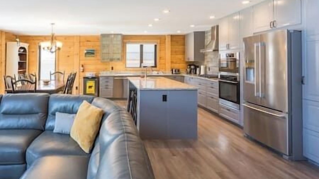 Photo of Livingroom in Fernie
