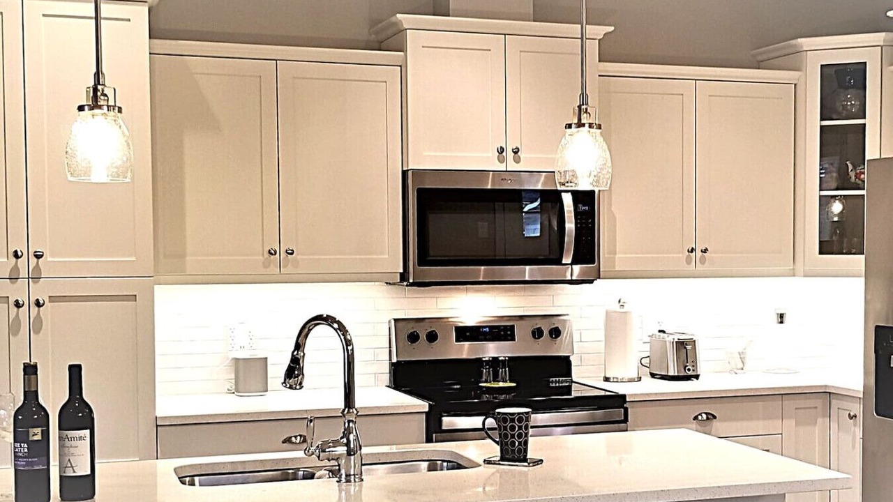 Photo of Kitchen in Okanagan-Similkameen