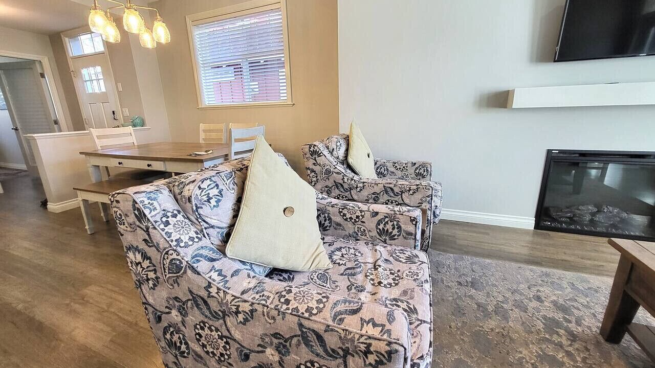 Photo of Livingroom in Okanagan-Similkameen