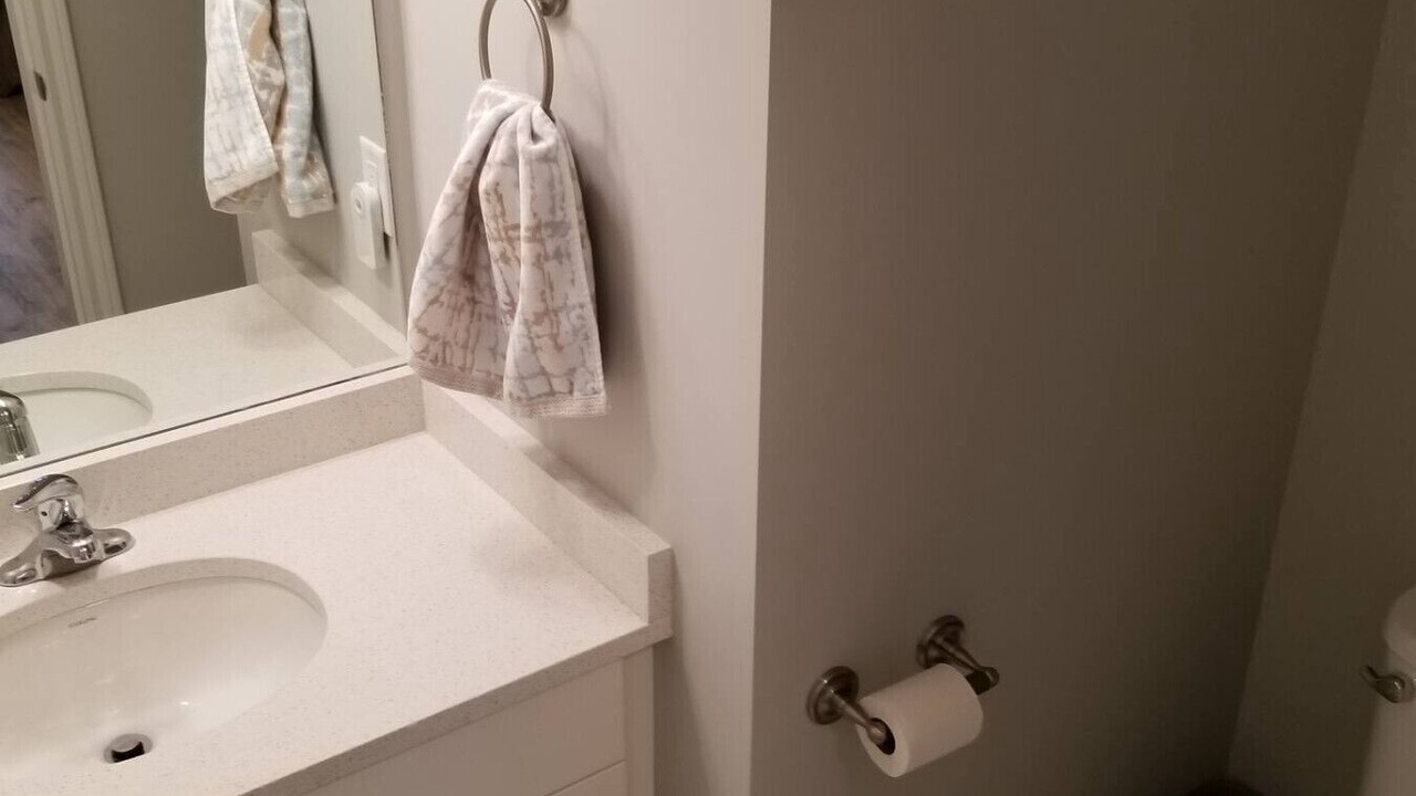 Photo of Bathroom in Okanagan-Similkameen