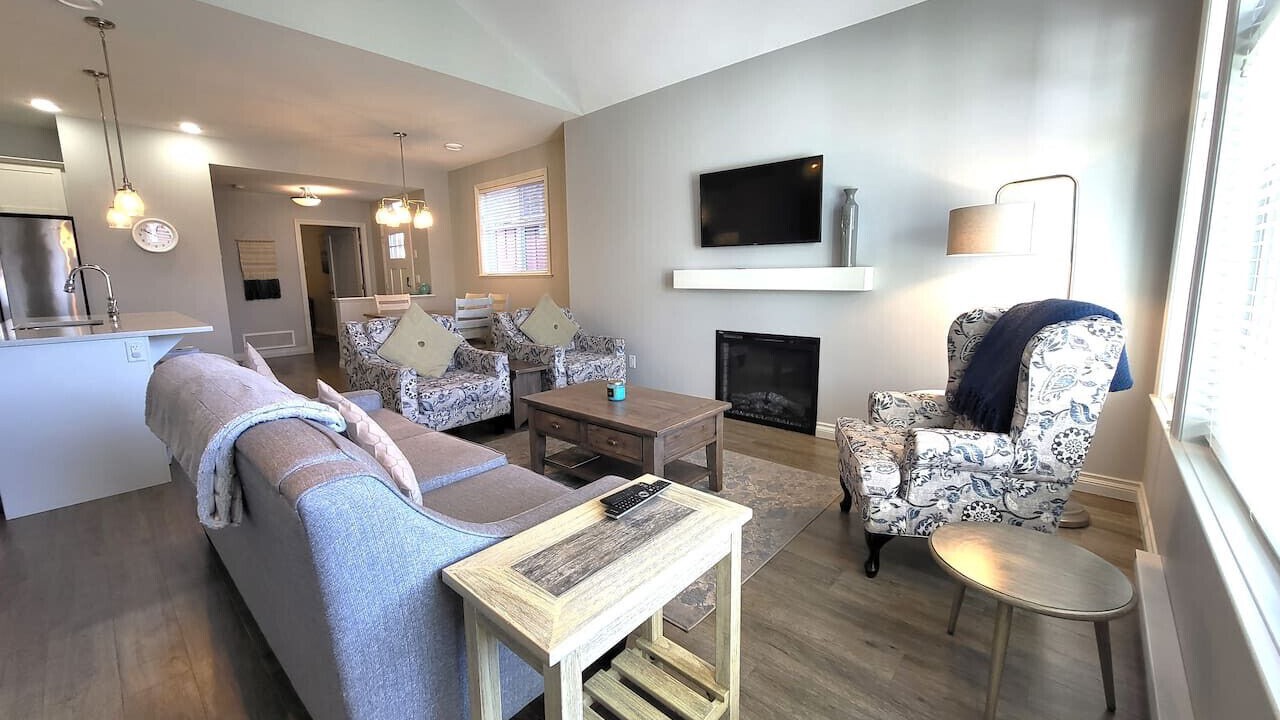 Photo of Livingroom in Okanagan-Similkameen