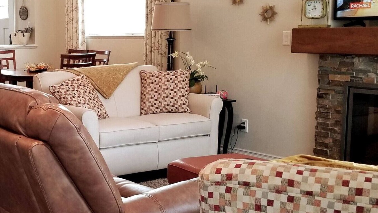 Photo of Livingroom in Osoyoos