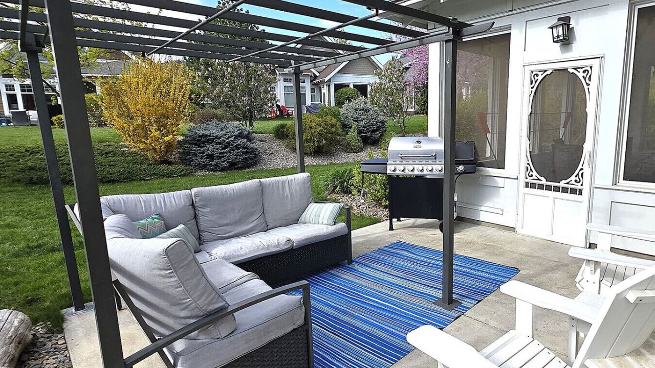 Photo of Patio Balcony in Osoyoos