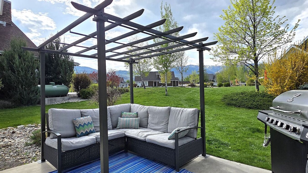 Photo of Patio Balcony in Osoyoos