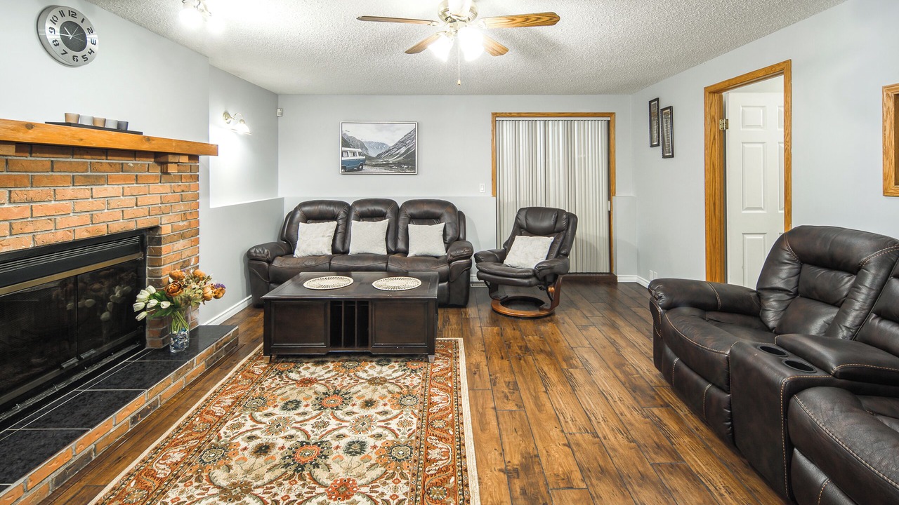Photo of Livingroom in Calgary