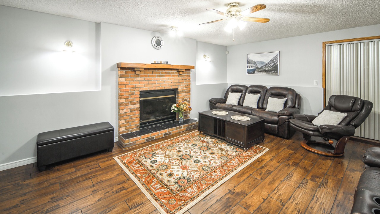 Photo of Livingroom in Calgary