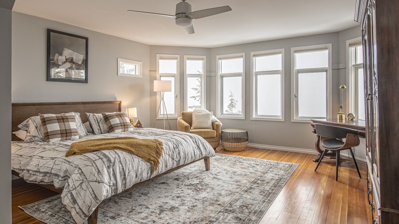 Photo of Bedroom in Silver Star Mountain
