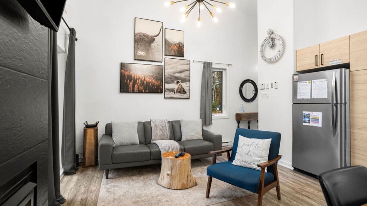 Photo of Livingroom in Sainte-Lucie-des-Laurentides