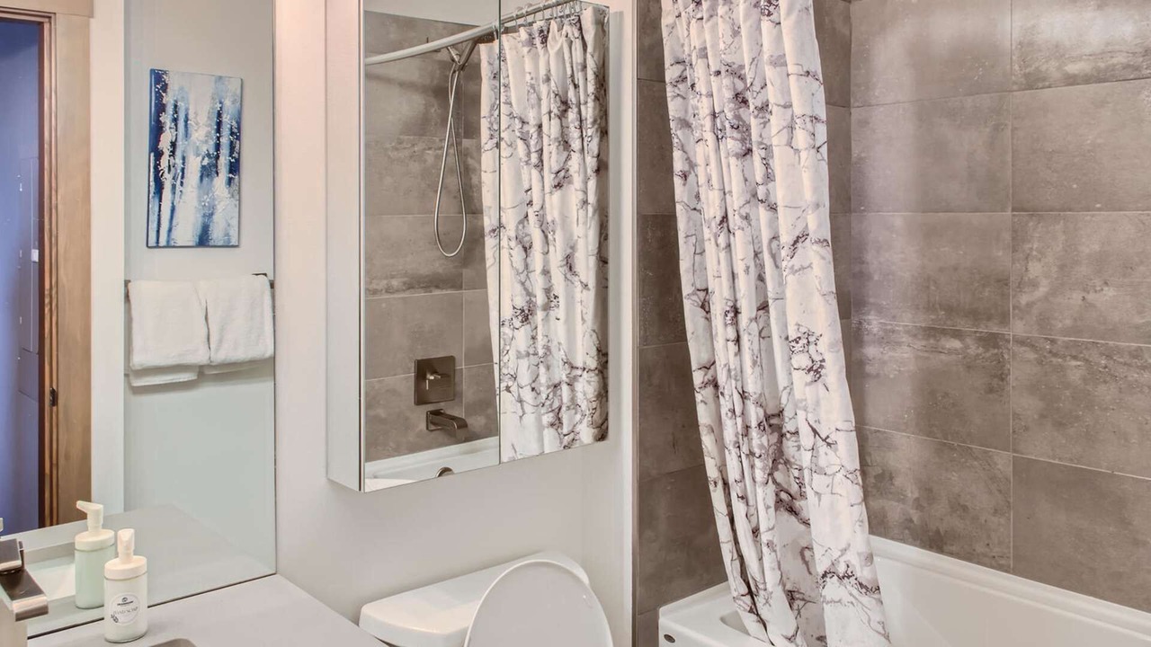 Photo of Bathroom in Big White Ski Resort