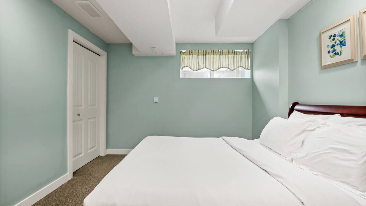 Photo of Bedroom in Northwest Calgary