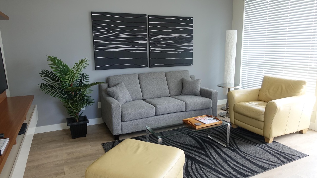 Photo of Livingroom in Downtown Victoria