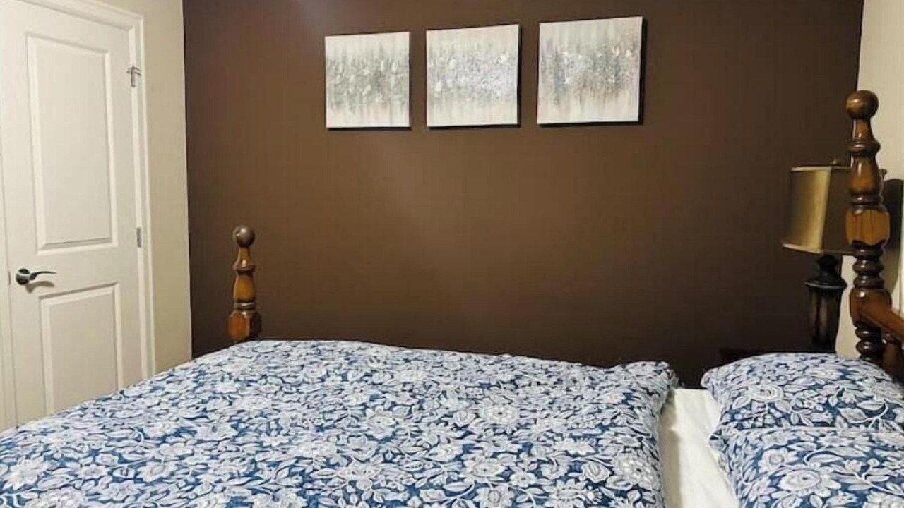 Photo of Bedroom in Langley