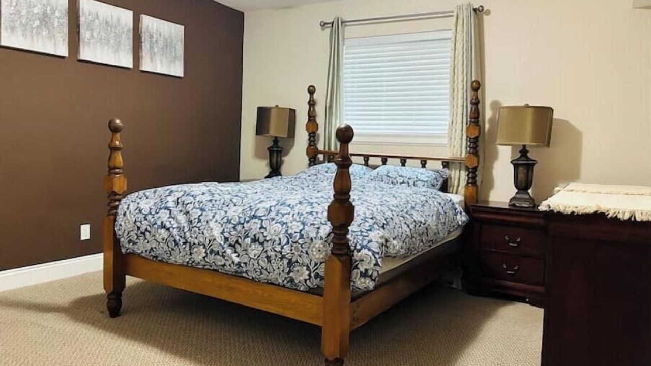Photo of Bedroom in Langley
