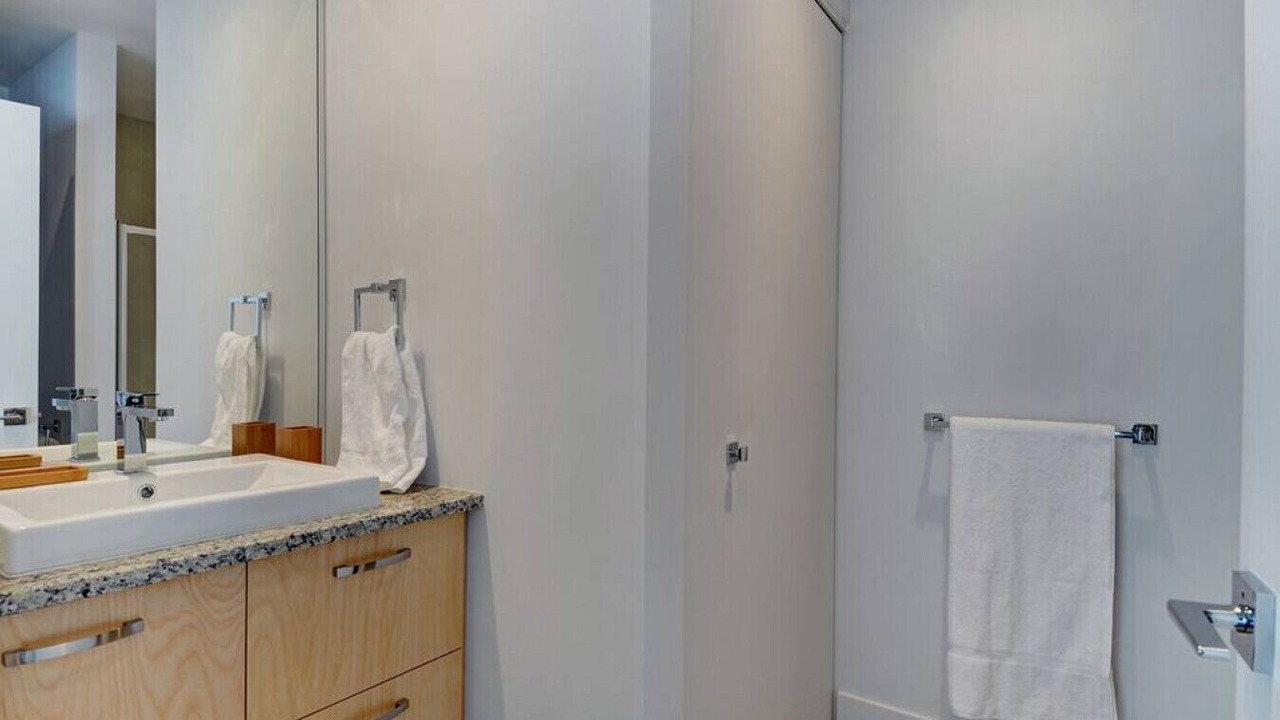 Photo of Bathroom in Vieux-Quebec-Cap-Blanc-colline Parlementaire