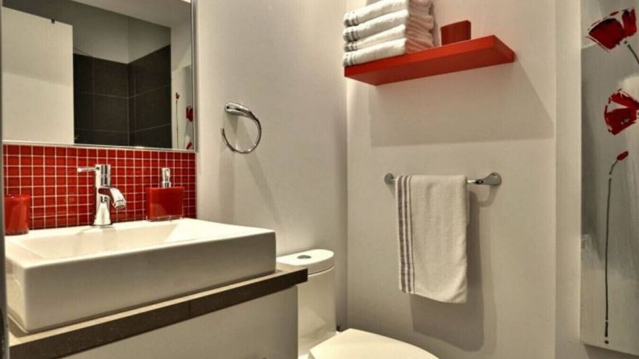 Photo of Bathroom in Lower Town