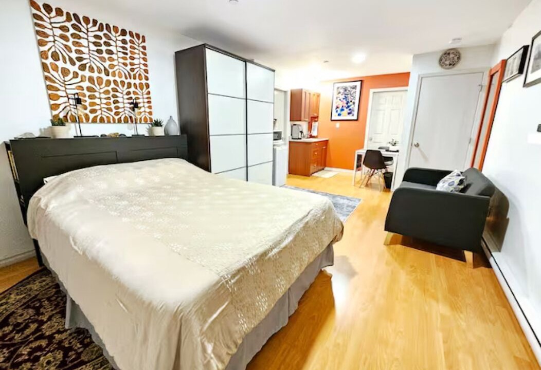 Photo of Bedroom in Downtown Eastside
