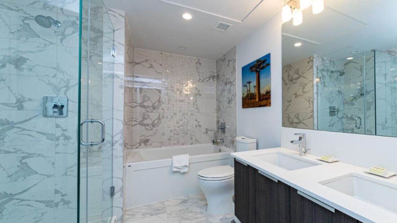 Photo of Bathroom in Davie Village