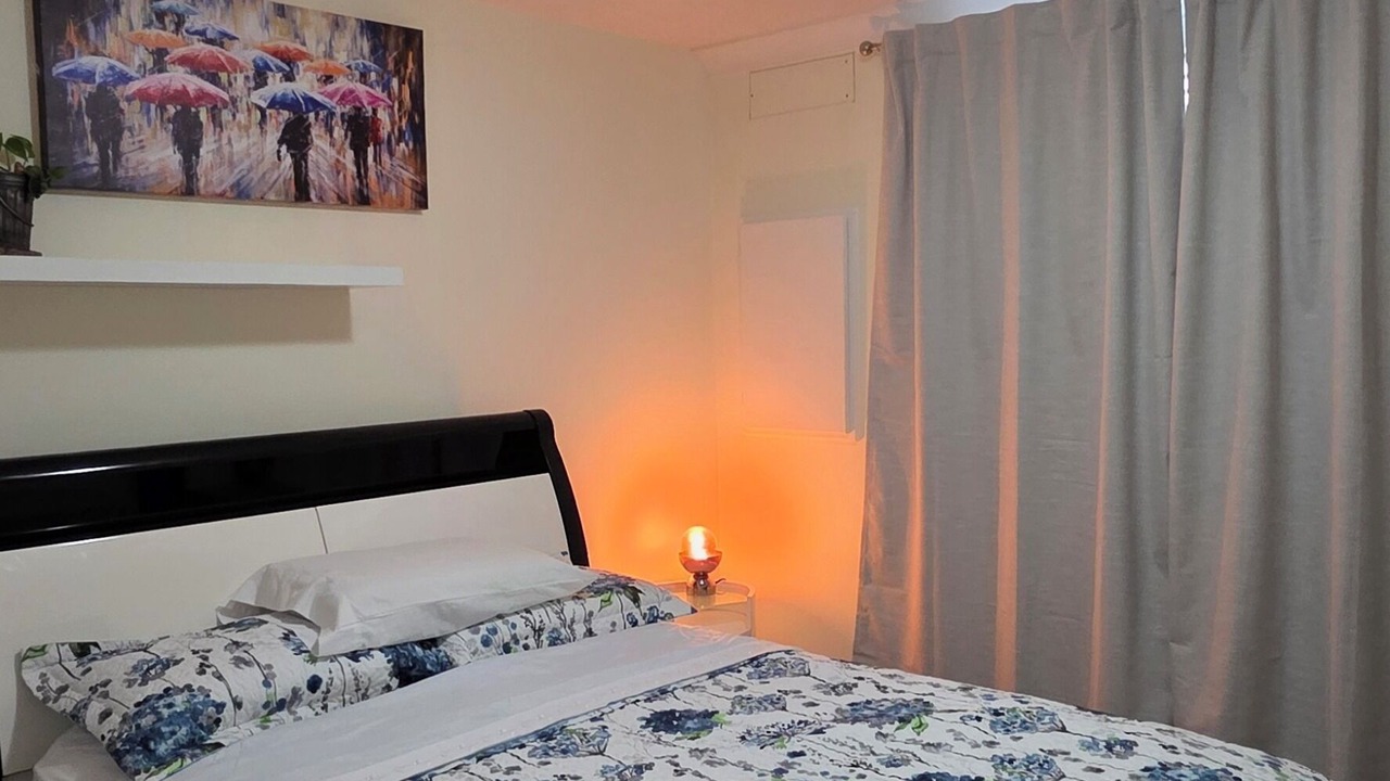 Photo of Bedroom in South Newton