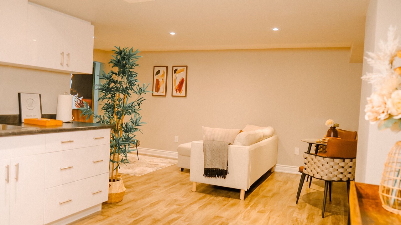 Photo of Livingroom in Oakville